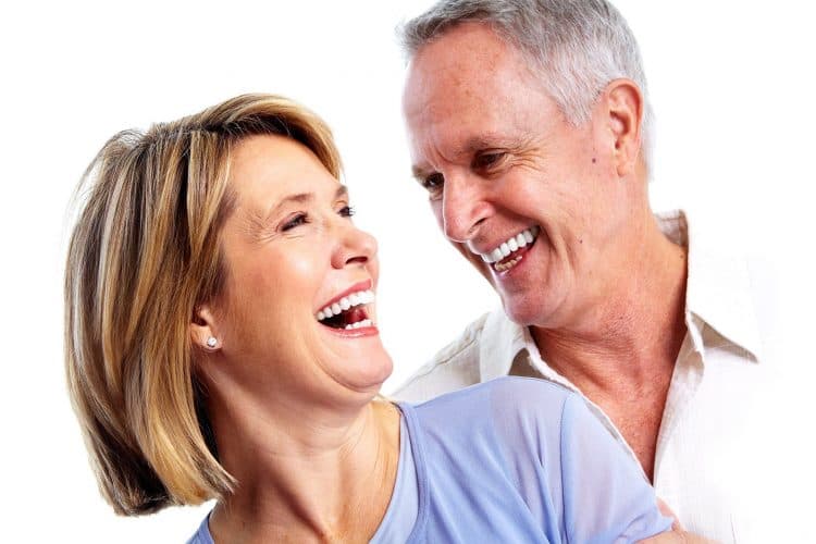 Procedimento de implante dentário no IOBH